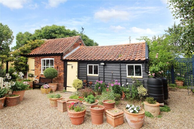 Reydon, Suffolk, IP18