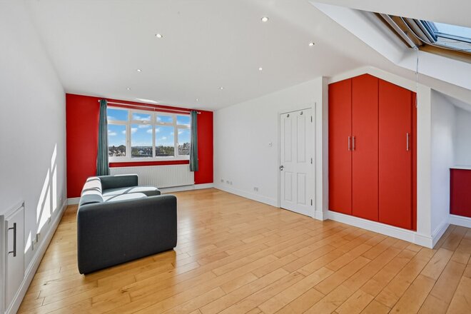 Station Road, West Wickham, BR4