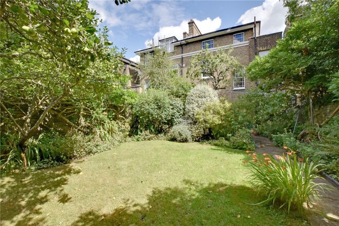 Lewisham Way, Brockley, SE4