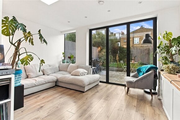 Fountain Road, London, SW17