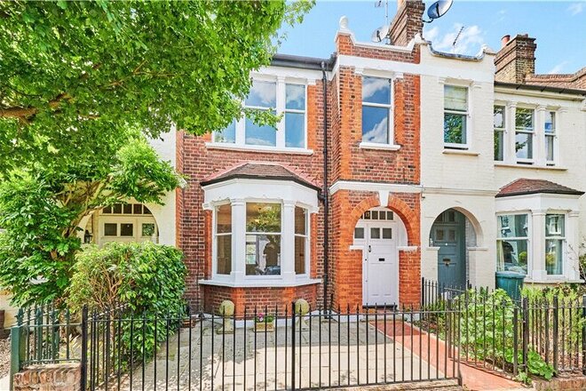 Martindale, London, SW14