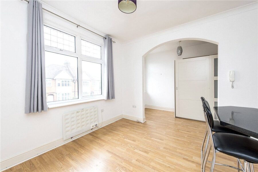 Studio Room