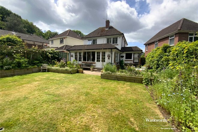 Shelley Close, Dorset, BH23
