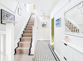 Cricklade Avenue, London, SW2