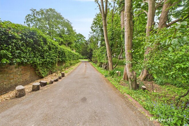 Calcot Park, Reading, RG31