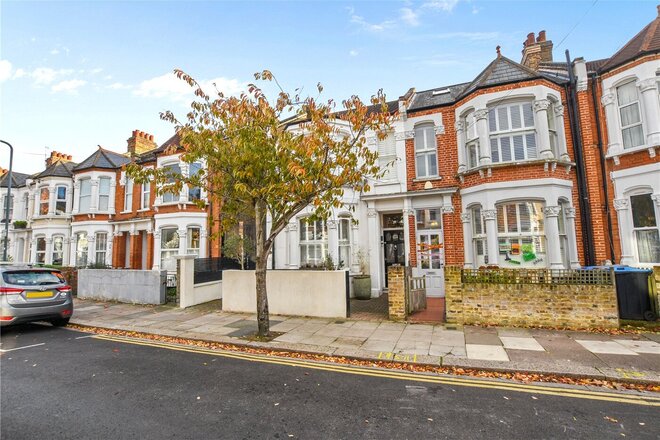 Leighton Gardens, London, NW10