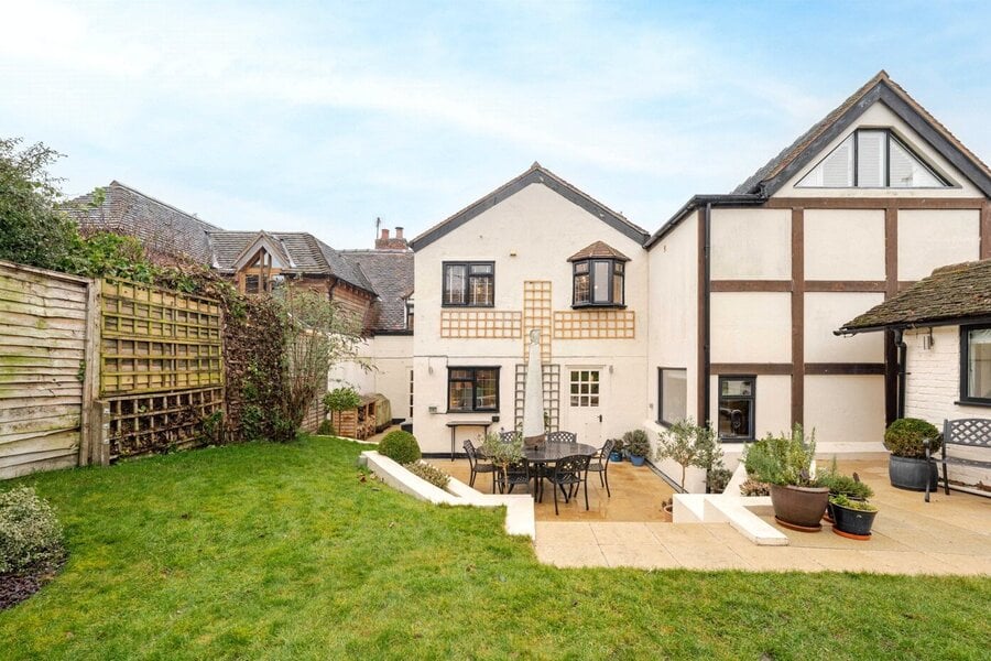 Mid Garden To House