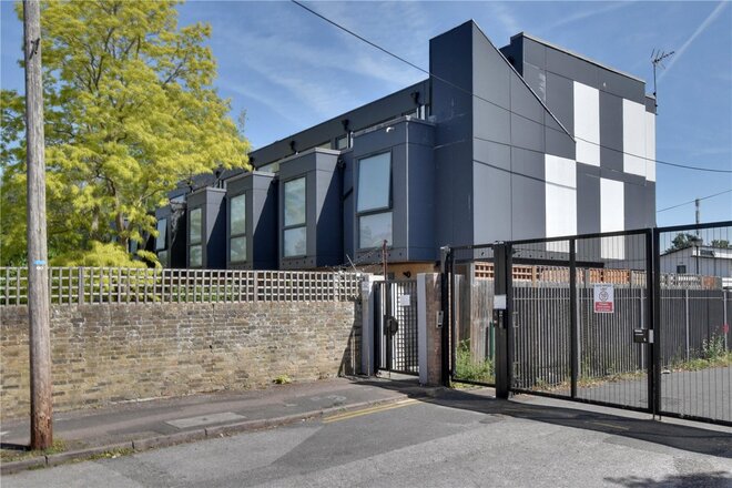 Arlington Close, Hither Green, SE13