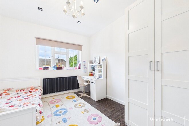 Newark Way, Hendon, NW4