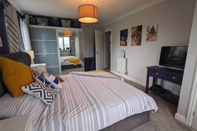 Charlestown, Grantham, NG32