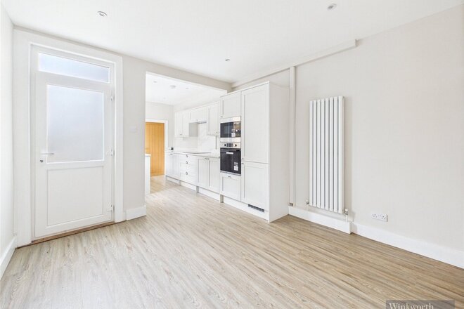 Villiers Road, Kingston upon Thames, KT1