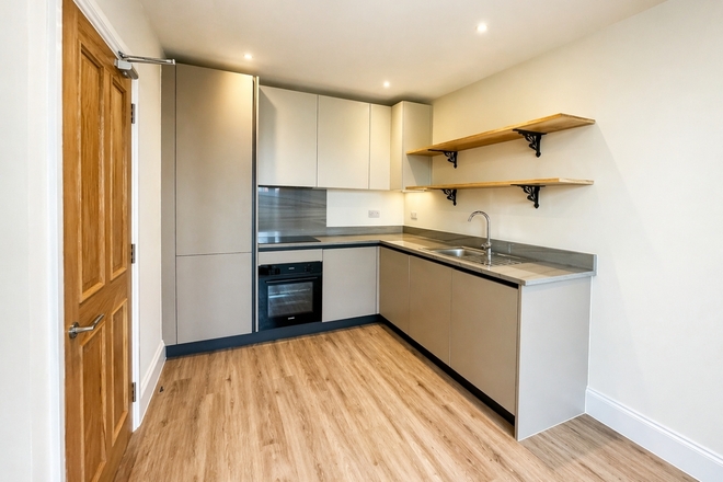 Croydon Road, Beckenham, BR3
