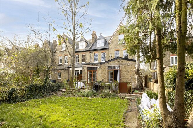 Croxted Road, London, SE21