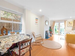 Hayes Grove, East Dulwich, SE22