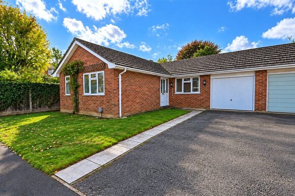 Pelham Close, Basingstoke, RG24