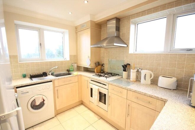 Woodlands, Poole, BH13