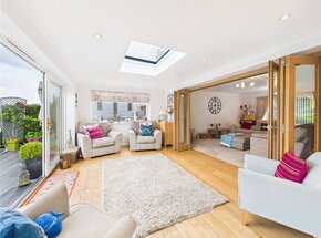 Armstrong Avenue, Devon, EX4