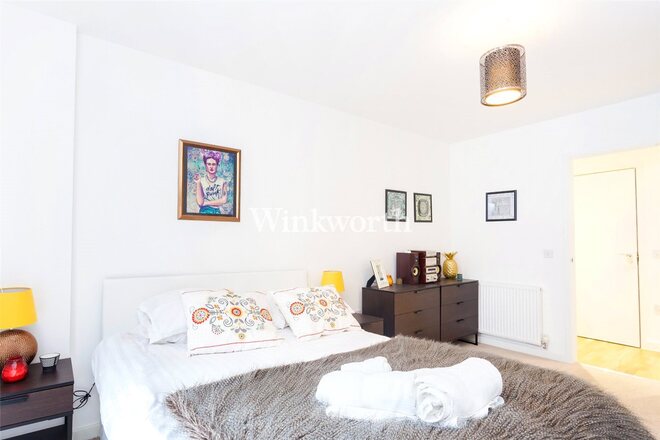 Butterfly Court, Bathurst Square, N15