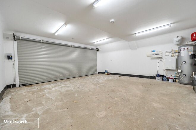 Woods Lane, Basingstoke, RG25