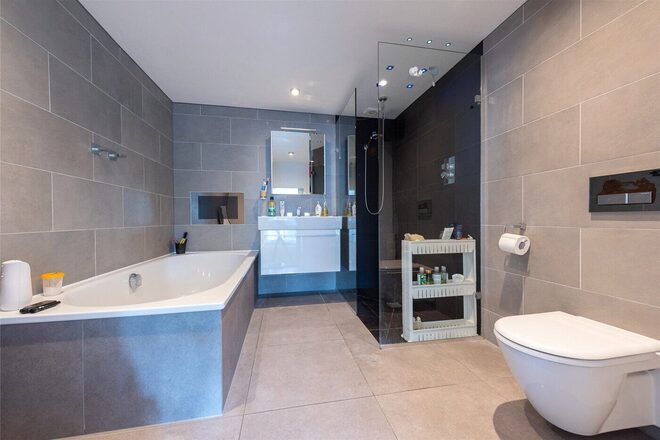Southlands Drive, London, SW19