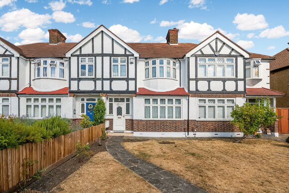 Priory Close, Beckenham, BR3