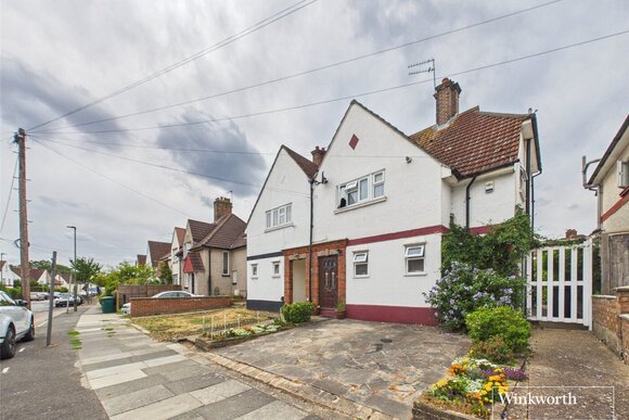 Sturgess Avenue, London, NW4