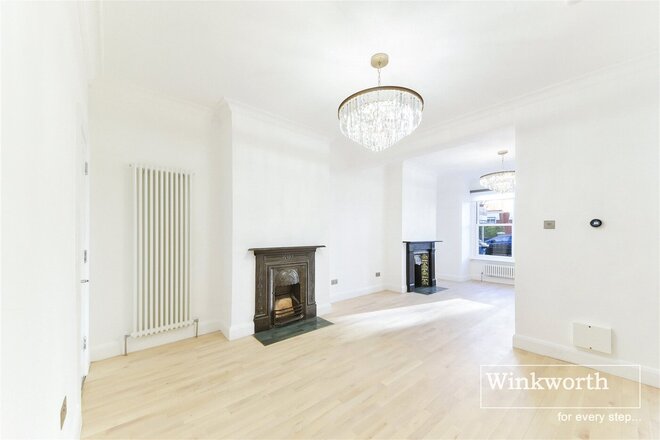 Bollo Lane, London, W4