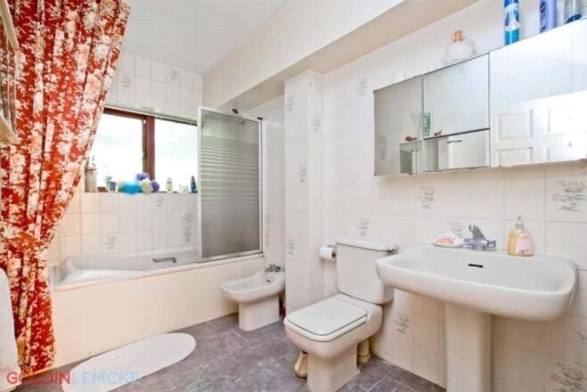 Tongdean Avenue, Hove, BN3