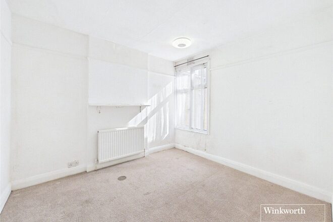 Kenton Road, Harrow, HA3