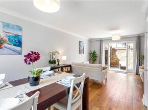 Cottesloe Mews, London, SE1