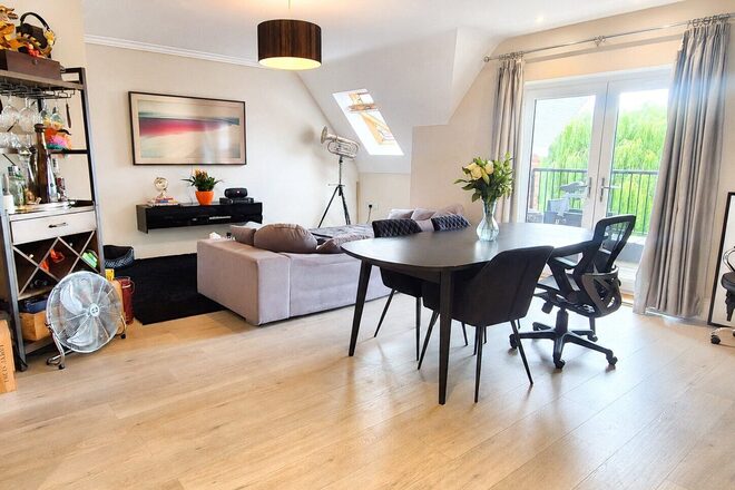 Coombehurst Close, Hadley Wood, EN4