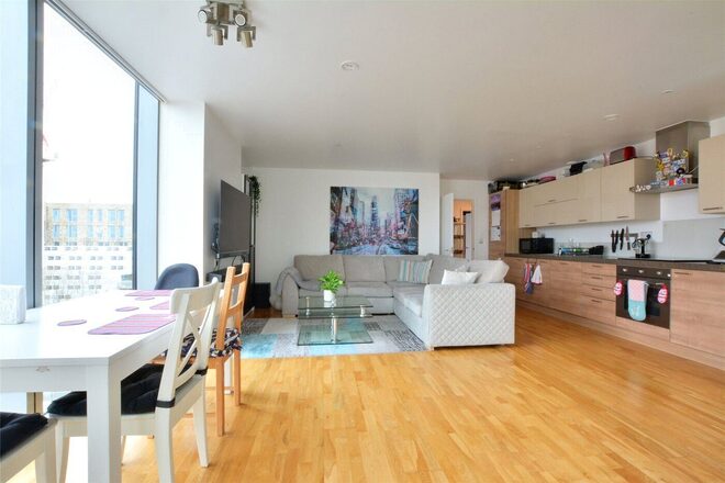 Cavatina Point, London, SE8