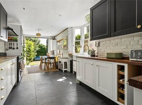 Roding Road, London, E5