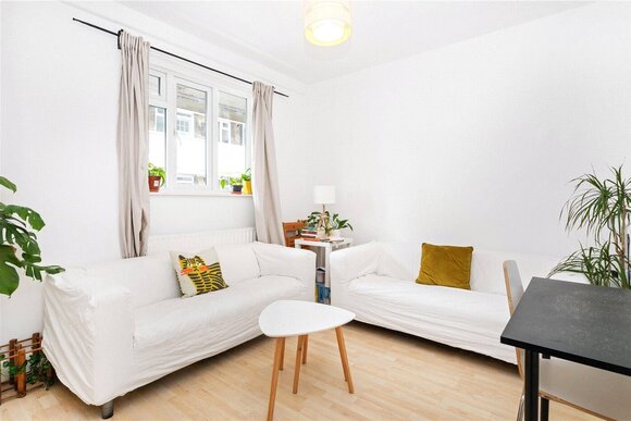 Angel House, Angel, N1