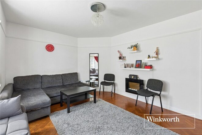 Ossulton Way, London, N2