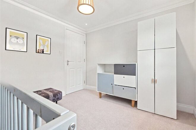 Kynaston Road, London, N16