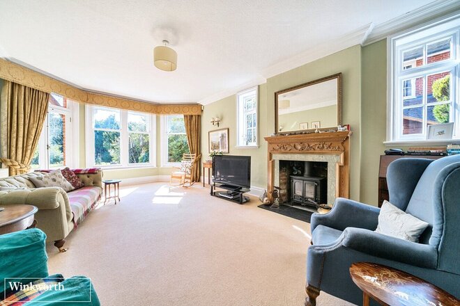 Cliddesden Road, Hampshire, RG21