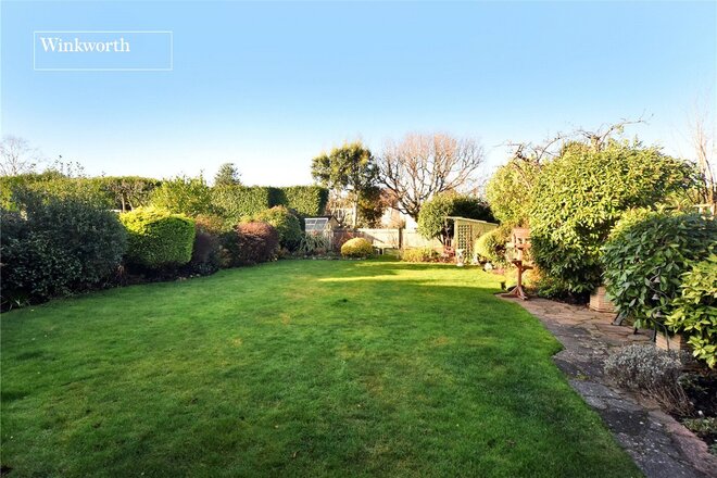 Nonsuch Walk, Sutton, SM2