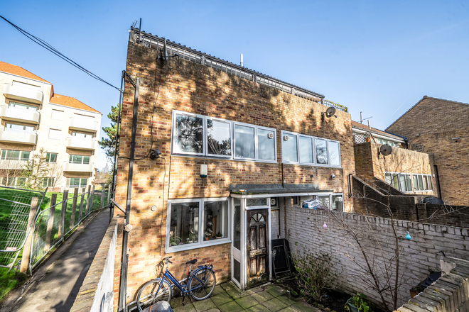 Otto Close, London, SE26