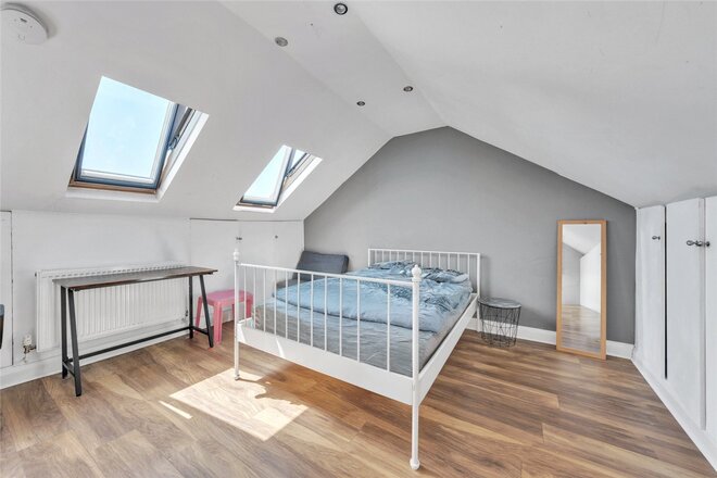 Saltram Crescent, London, W9