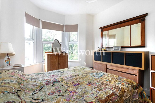 Woodside Gardens, London, N17