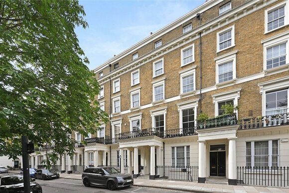 Gloucester Gardens, London, W2