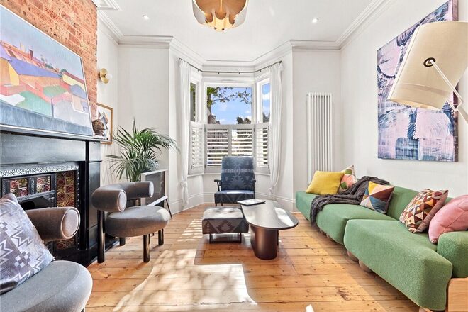 Kynaston Road, London, N16