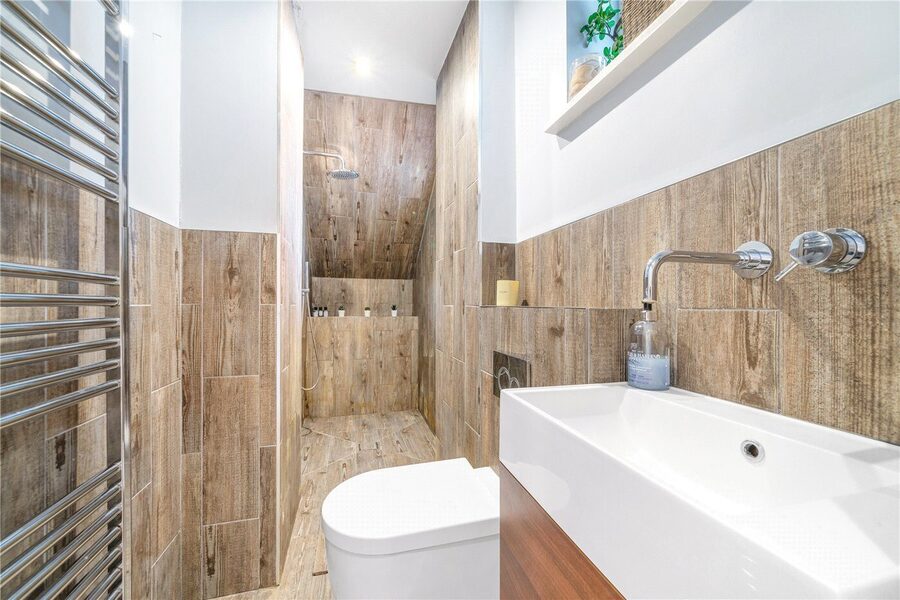 Ensuite