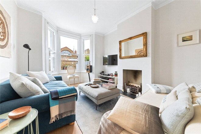 Mandrake Road, London, SW17