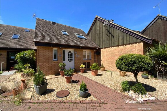 Bure Lane, Dorset, BH23