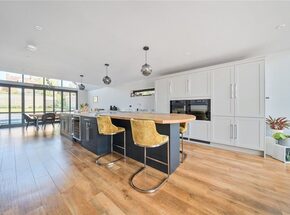 Echo Barn Lane, Farnham, GU10