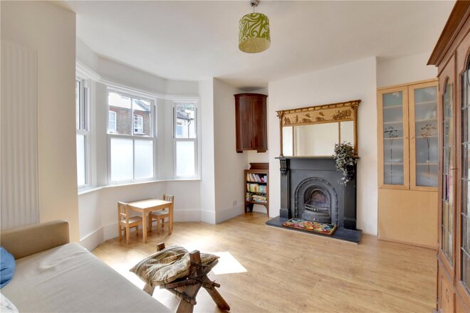 Leahurst Road, Hither Green, SE13