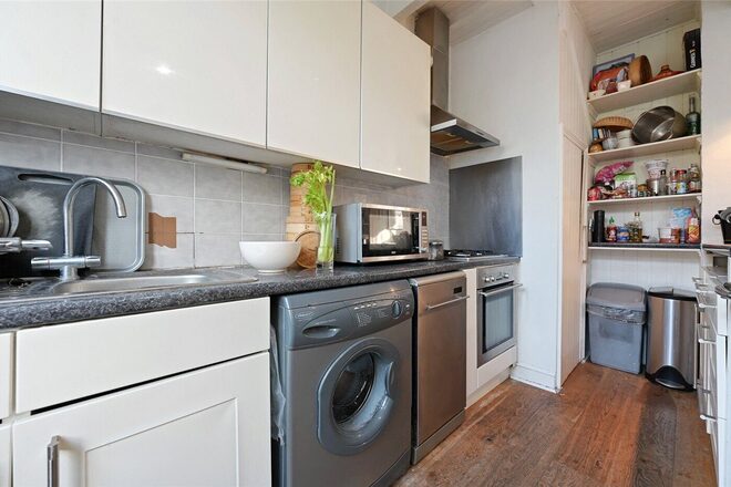 Thorpebank Road, London, W12