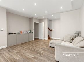 Barnet Road, Arkley, EN5